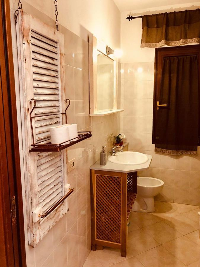 B&B Le Quattro Stagioni ラ・マッダレーナ エクステリア 写真